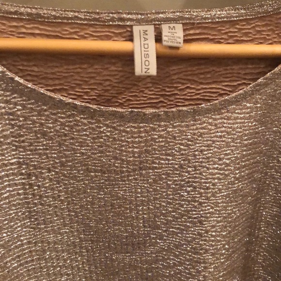 Top by Madison. Sz medium. - Picture 4 of 5